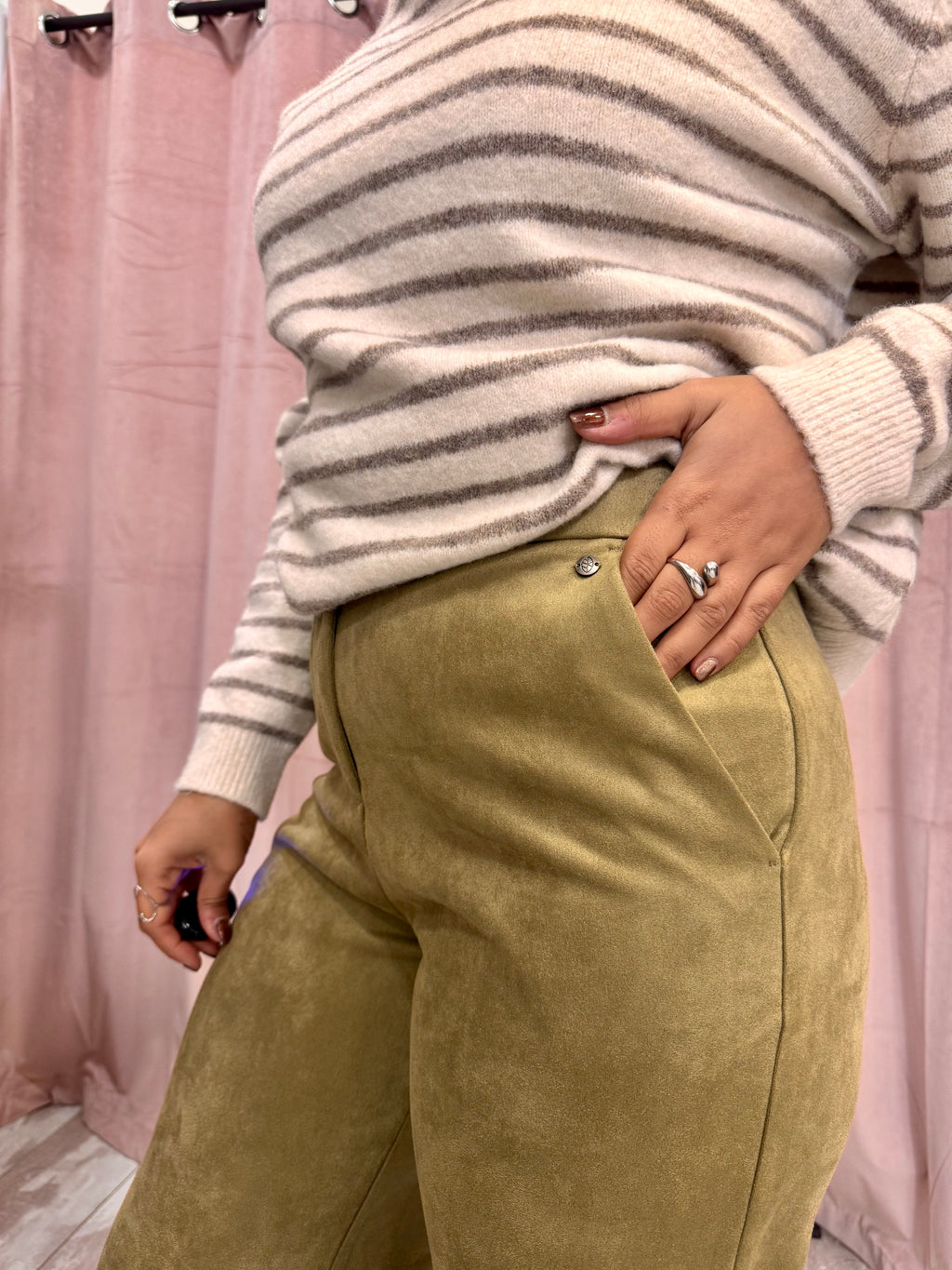 Pantalone suede Surkana