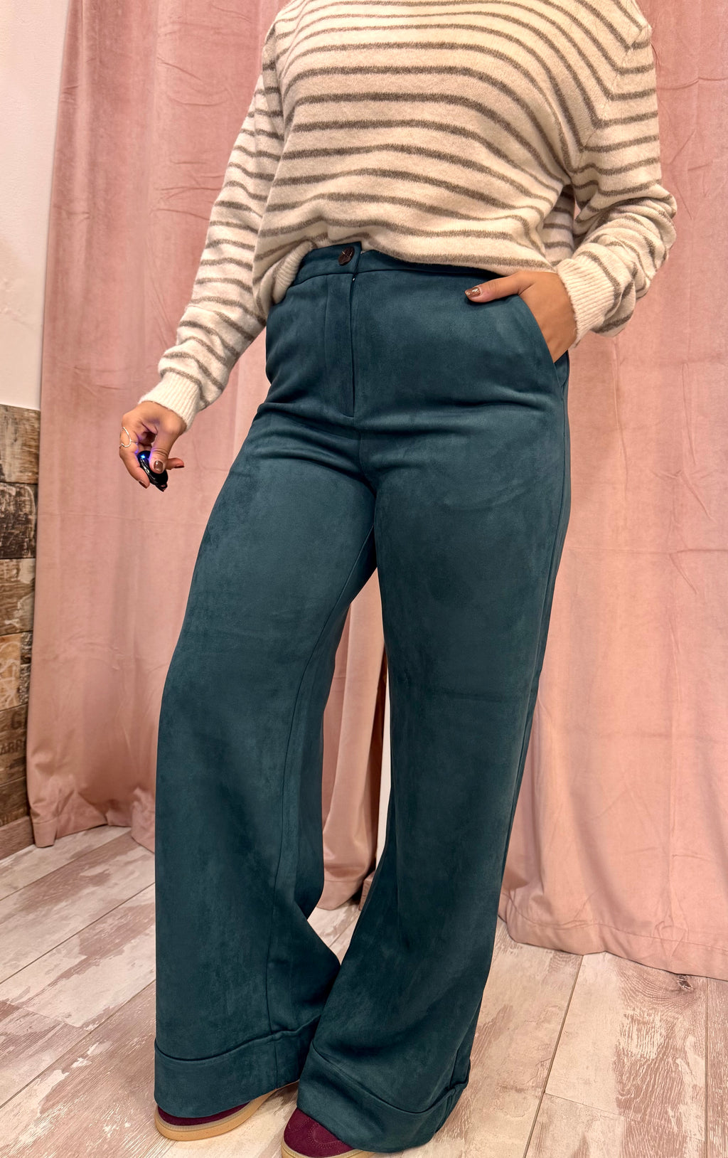 Pantalone suede Surkana